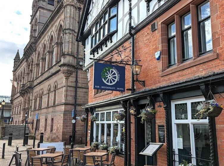 فندق The Coach House Inn