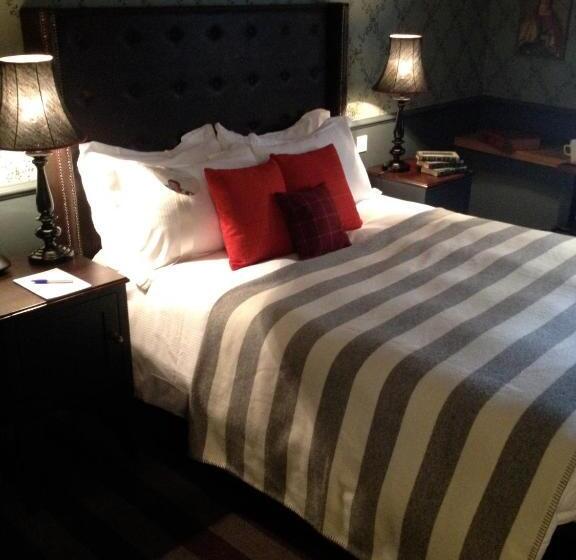 فندق The Crown And Thistle