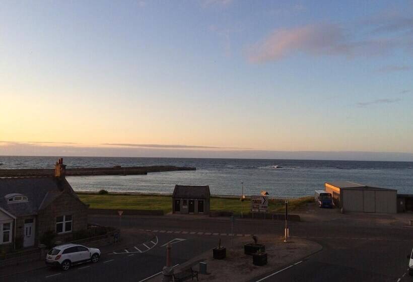 בית מלון כפרי The Davron