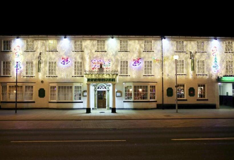 Отель The Golden Lion