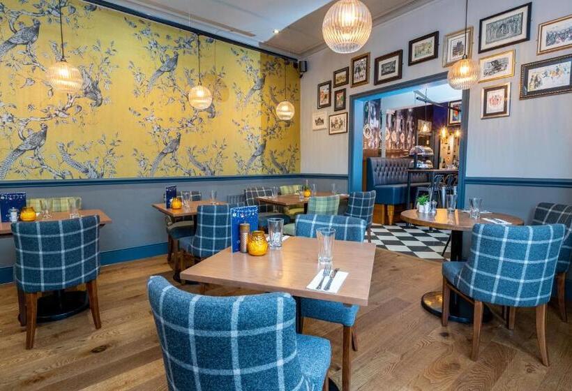 ホテル The Inn At Cheltenham Parade