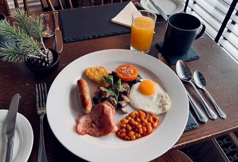 Отель The Lake View