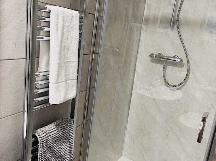 Отель The Lake View