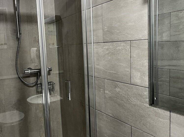 Отель The Lake View