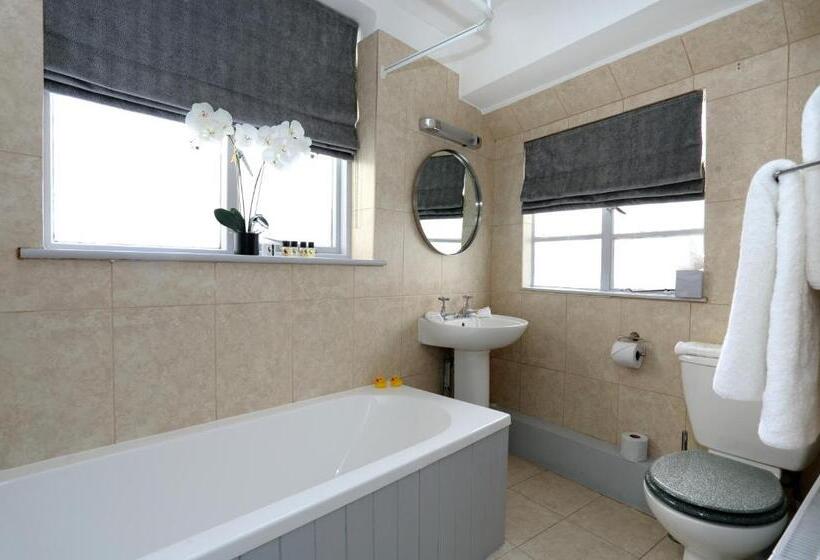 בית מלון כפרי The Loopy Shrew