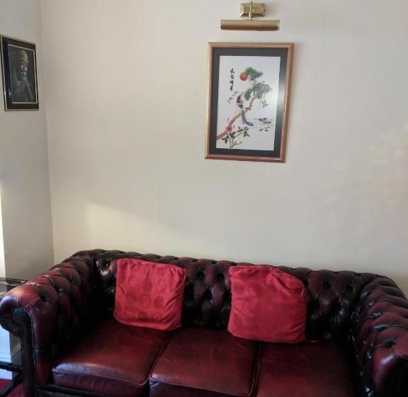 ホテル The New Guilderoy