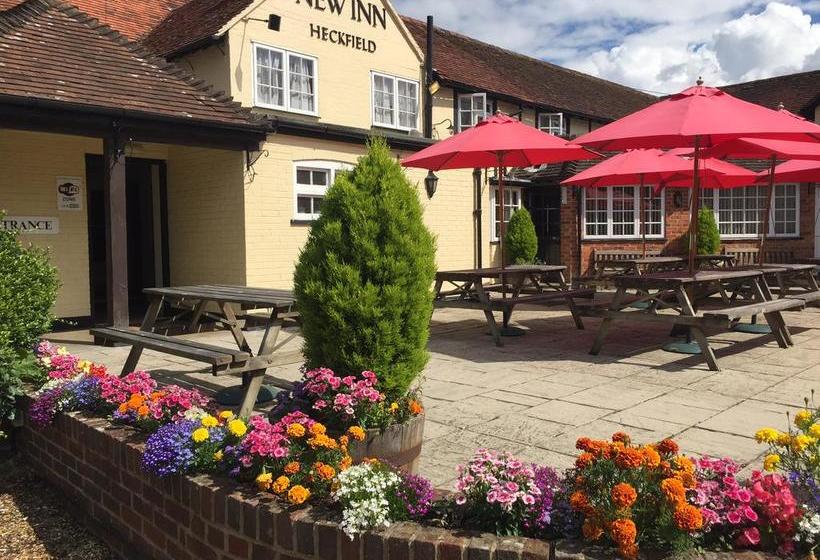 בית מלון כפרי The New Inn