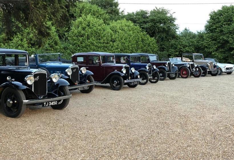 בית מלון כפרי The New Inn