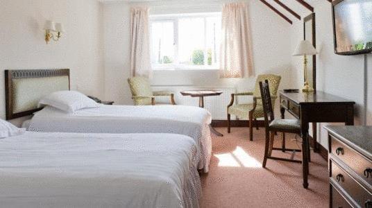 בית מלון כפרי The New Inn