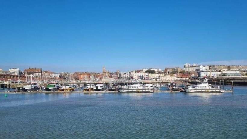 فندق The Royal Oak