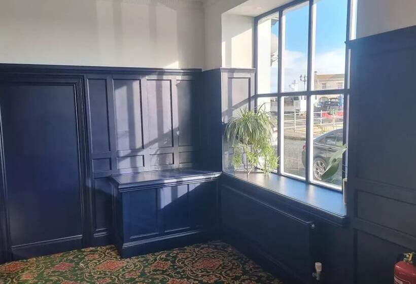 فندق The Royal Oak