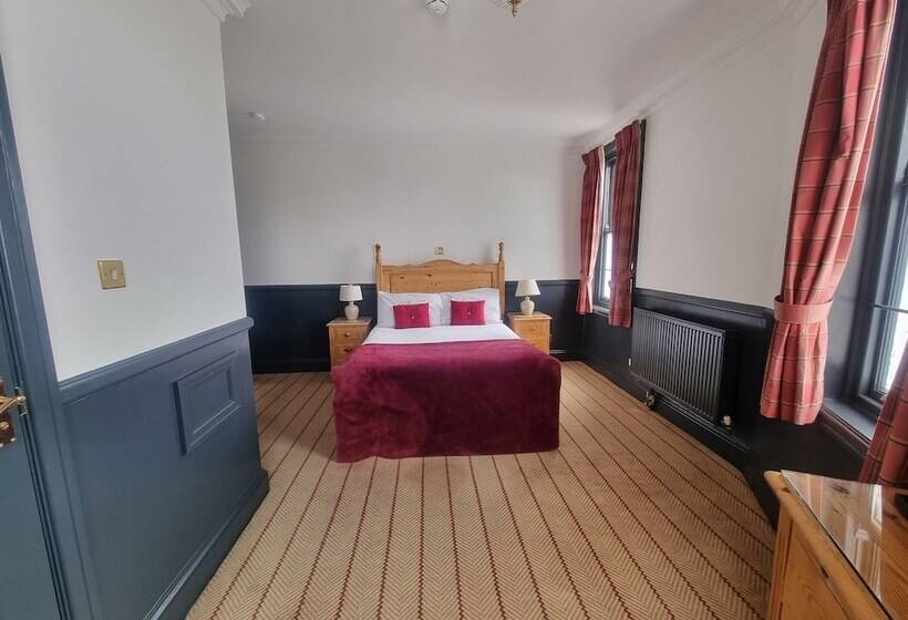 فندق The Royal Oak