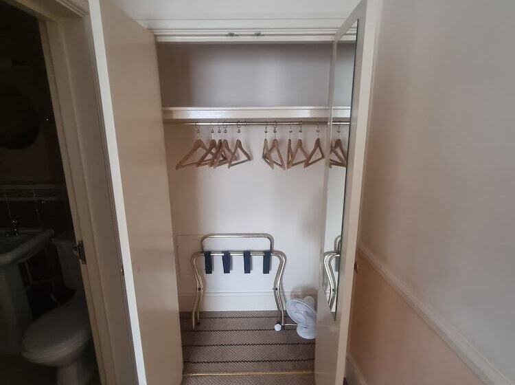 فندق The Royal Oak