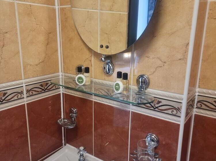 فندق The Royal Oak