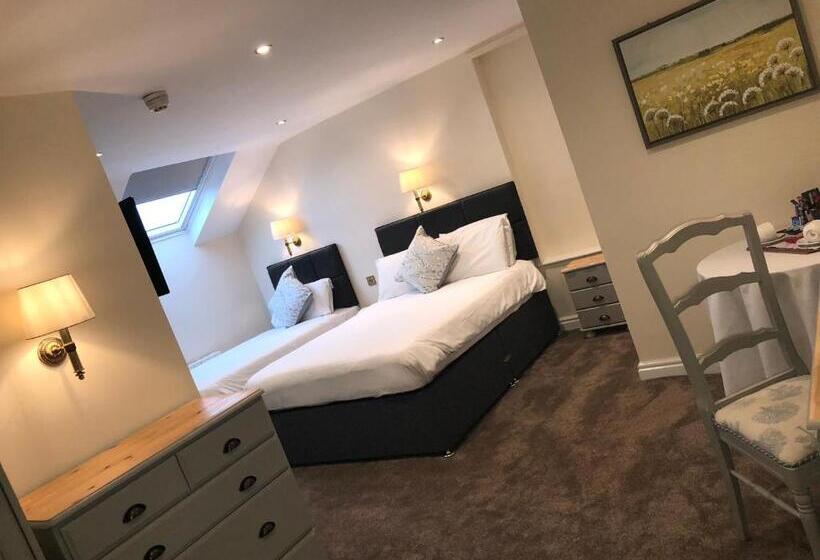 هتل The Sitwell Arms