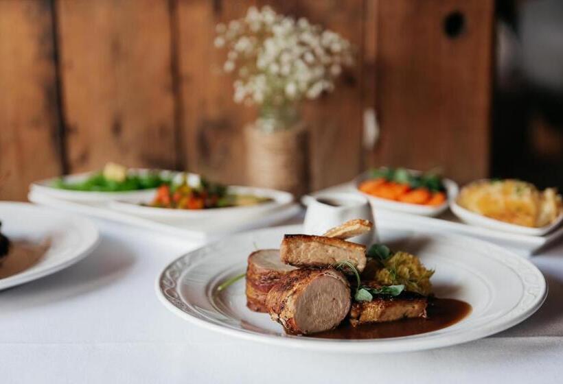 هتل The Sitwell Arms