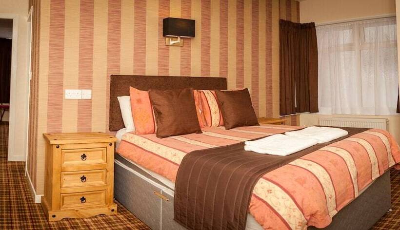 בית מלון כפרי The Trafford