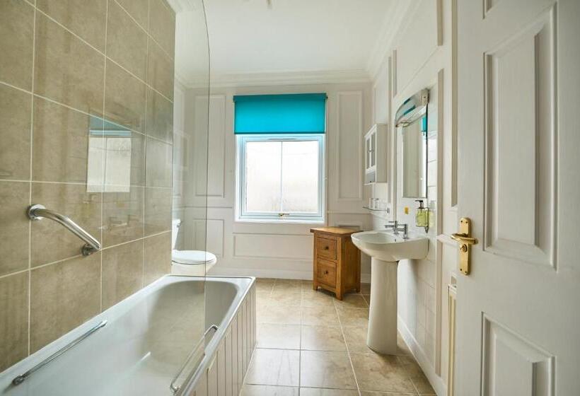 Ulbster Arms Hotel Near Thurso