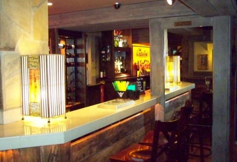 هتل Waterford Lodge