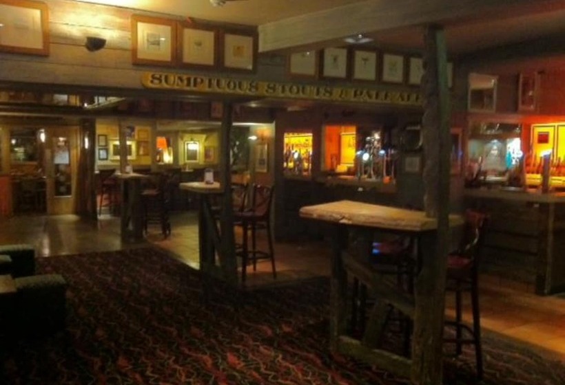 هتل Waterford Lodge