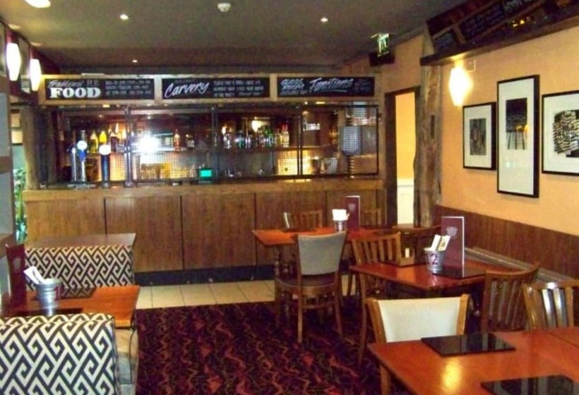 هتل Waterford Lodge