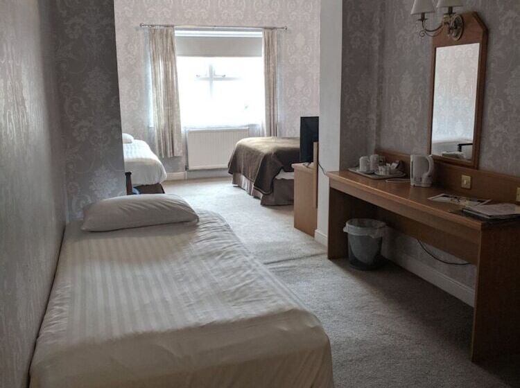 هتل Waterford Lodge