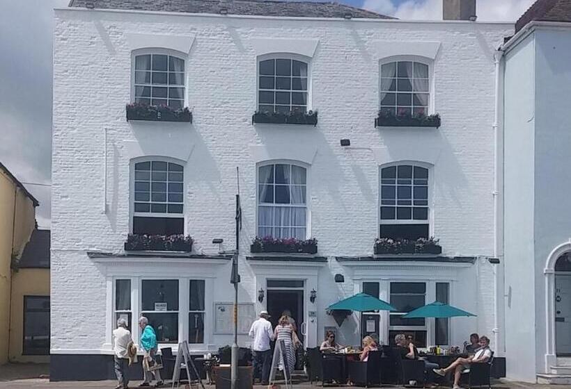 Отель Waterfront