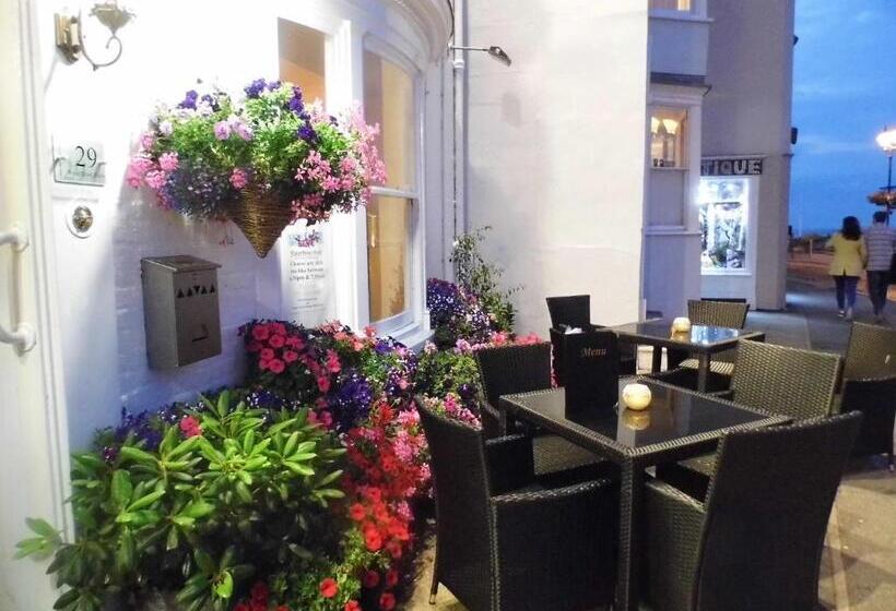 Отель Waterfront