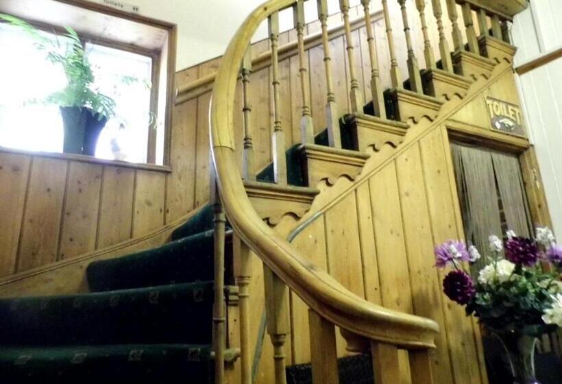 Отель Waterfront