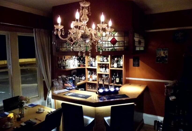 Отель Waterfront