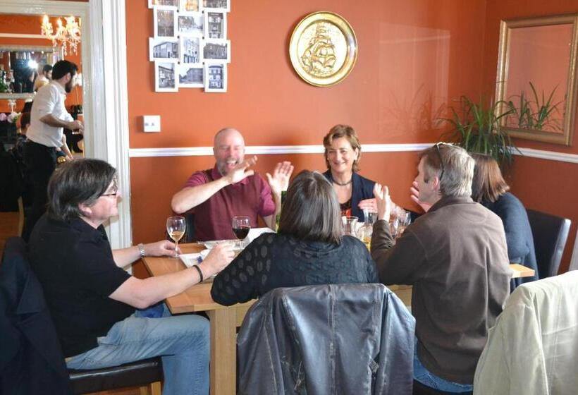 Отель Waterfront