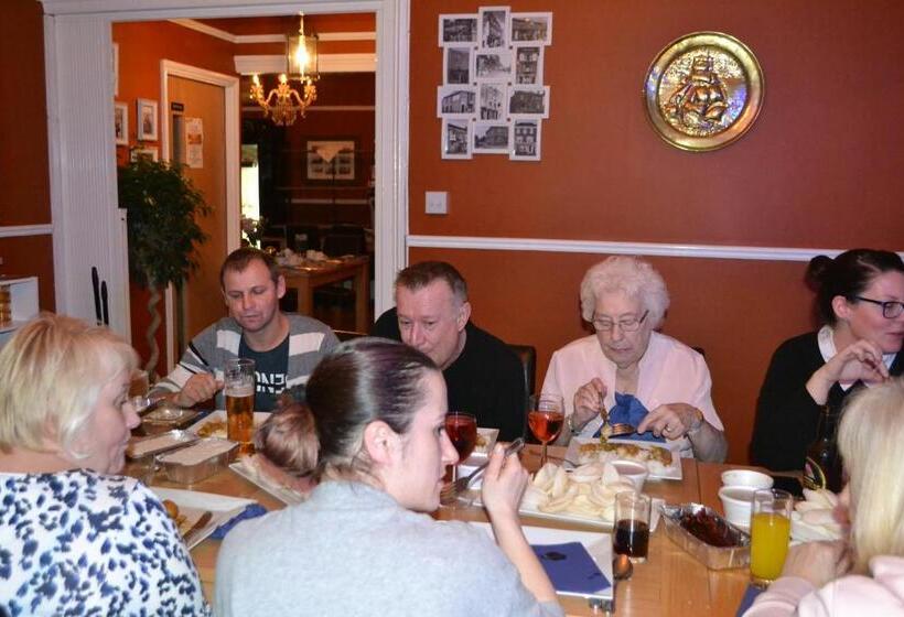 Отель Waterfront