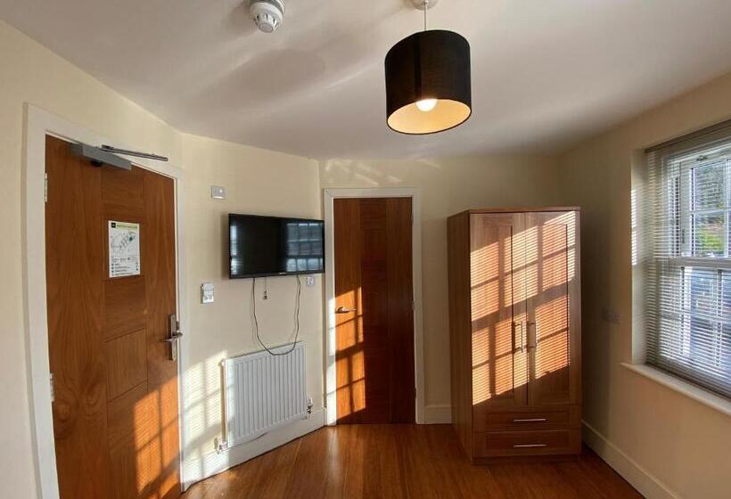 ホテル Wendover Arms