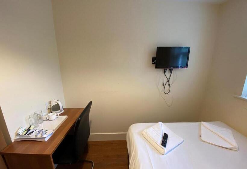 ホテル Wendover Arms