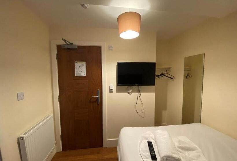 ホテル Wendover Arms