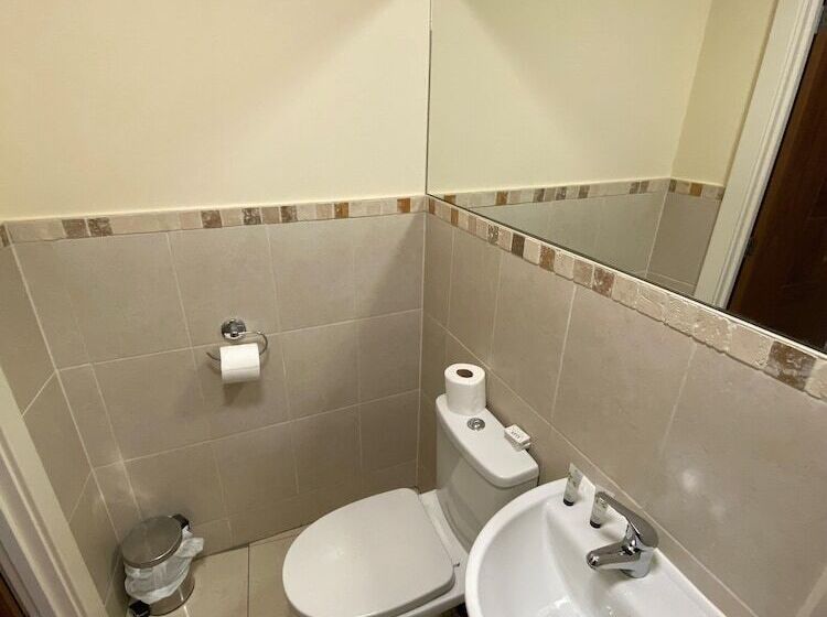 ホテル Wendover Arms