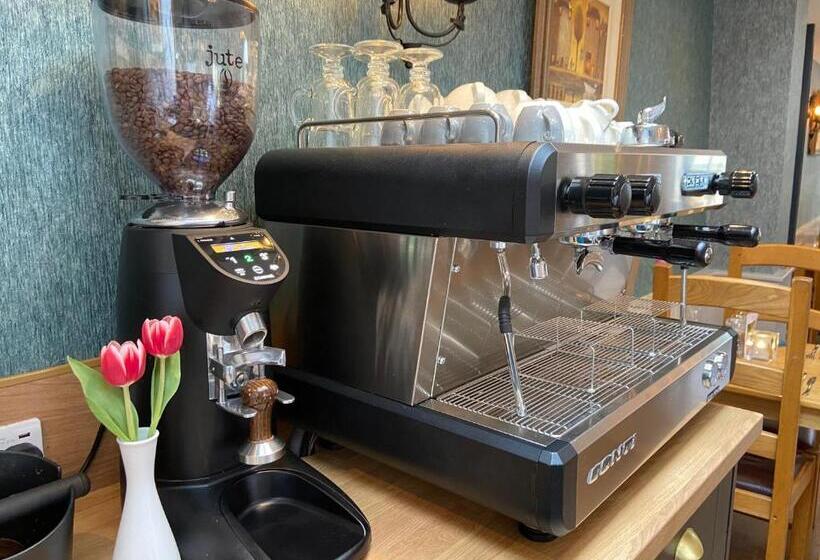 فندق White Horse Inn & Restaurant