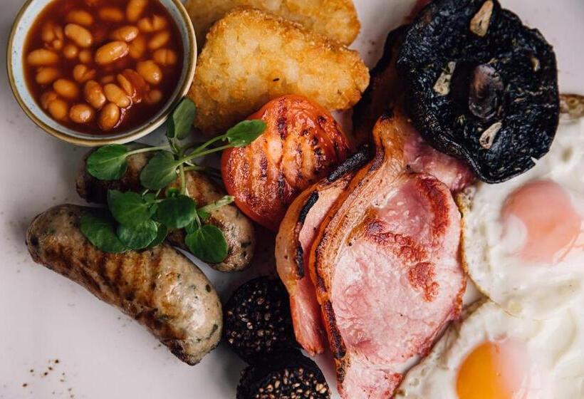 Отель Woodland Grange