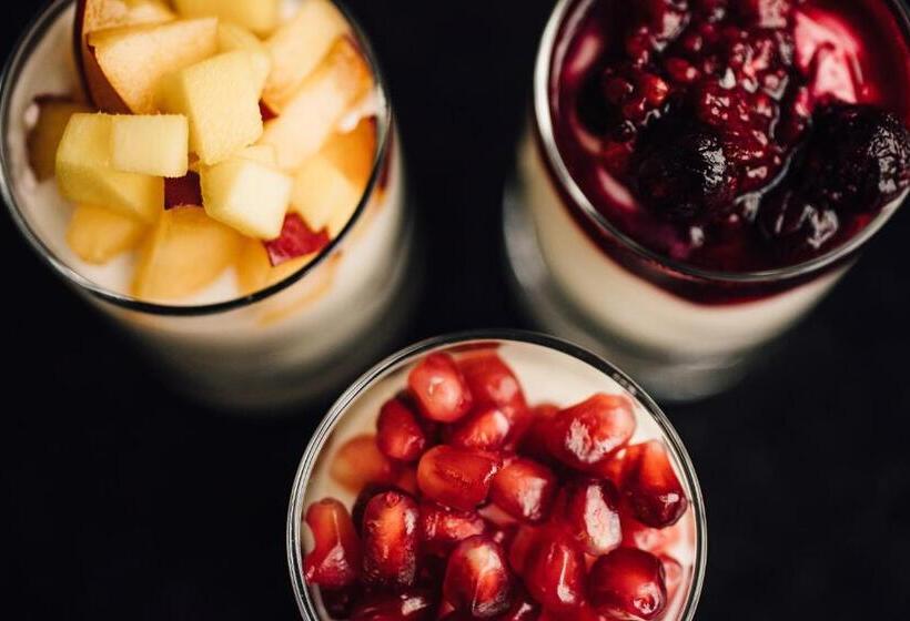 Отель Woodland Grange