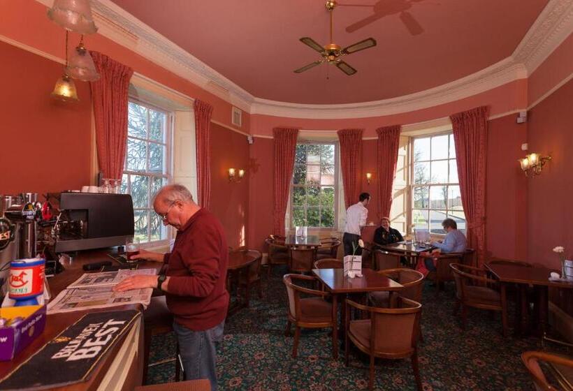 Отель Woodland House