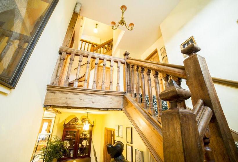 Molland Manor House Bed & Breakfast