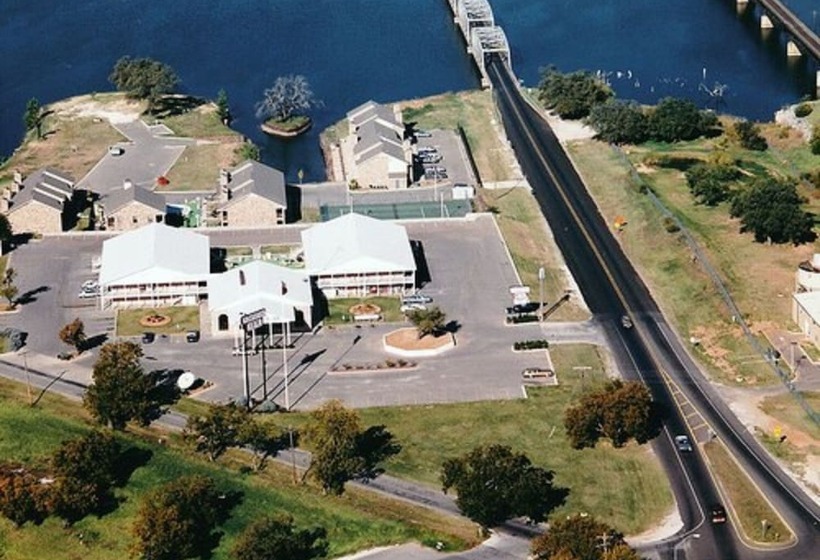 모텔 Lake View Inn