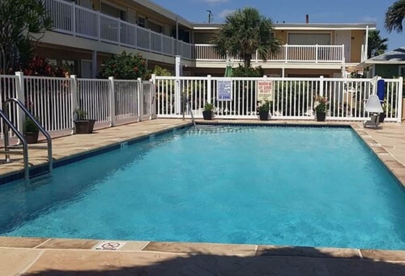 汽车旅馆  The Palms On Ocean