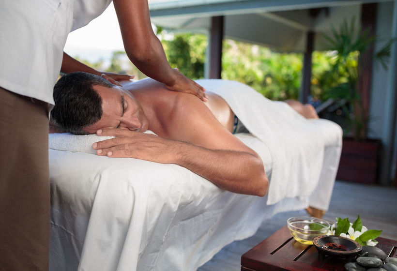 Naisoso Island Resort Villas