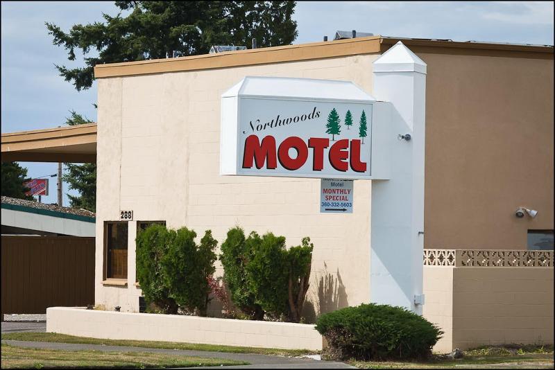 Northwoods Motel