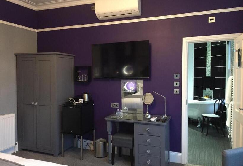 The 25 Boutique B&b   Adults Only