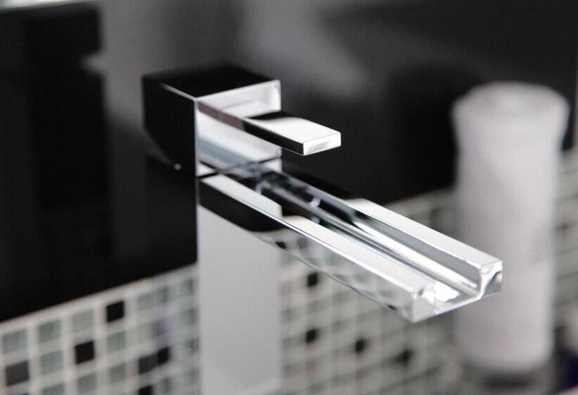 The 25 Boutique B&b   Adults Only