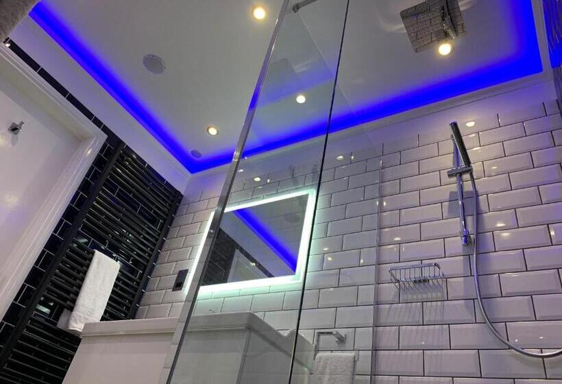 The 25 Boutique B&b   Adults Only