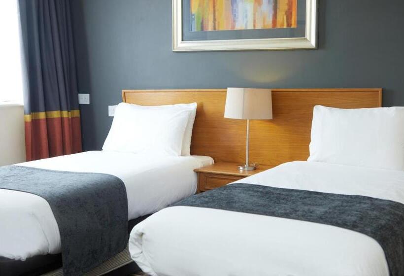 The Broughton Hotel By Greene King Inns