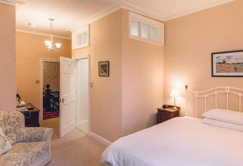 The Forest Country House B&b